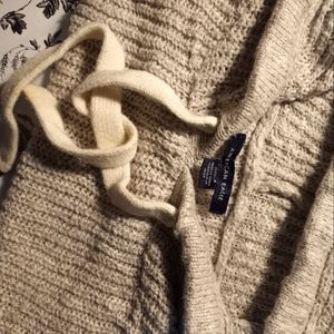 American Eagle, Hoodie Sweater, Size M, knitted Beige Sweater